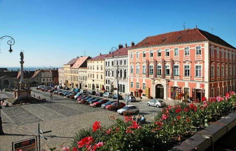 Garden Apartments Znojmo Bagian luar foto